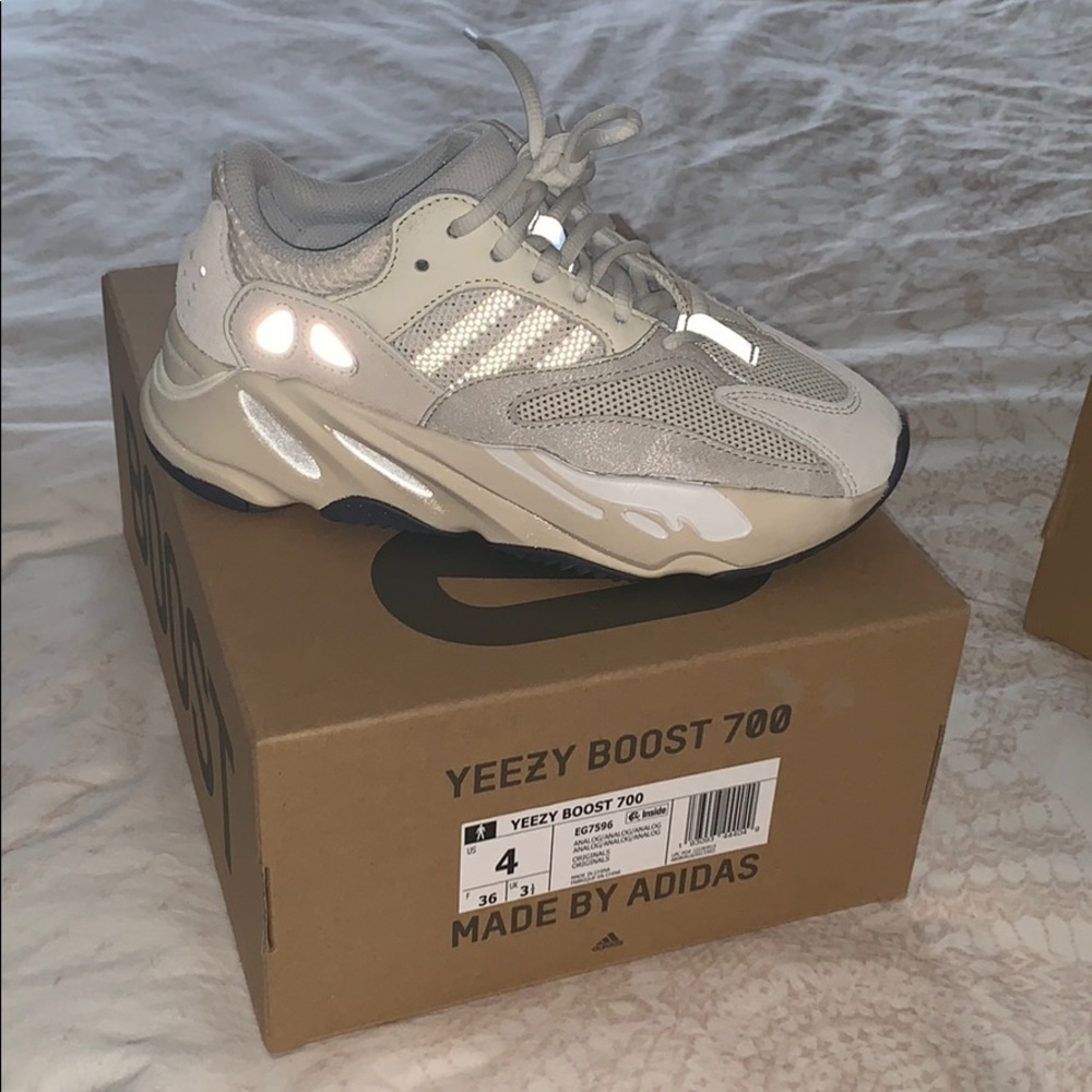 Yeezy Boost 700 - SOLD!!